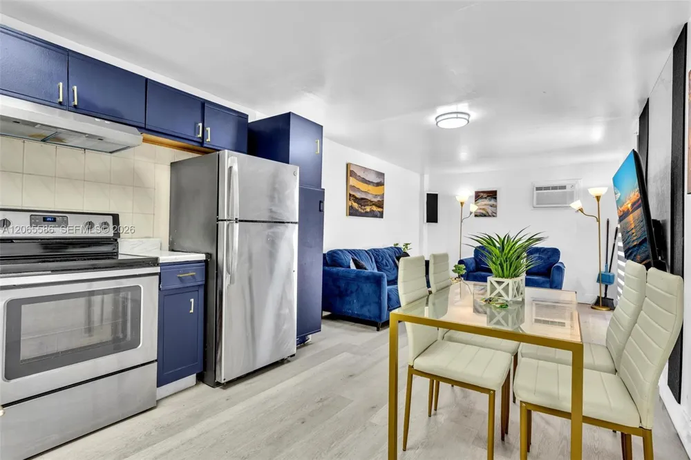 1943 Rodman St Hollywood, FL 33020
