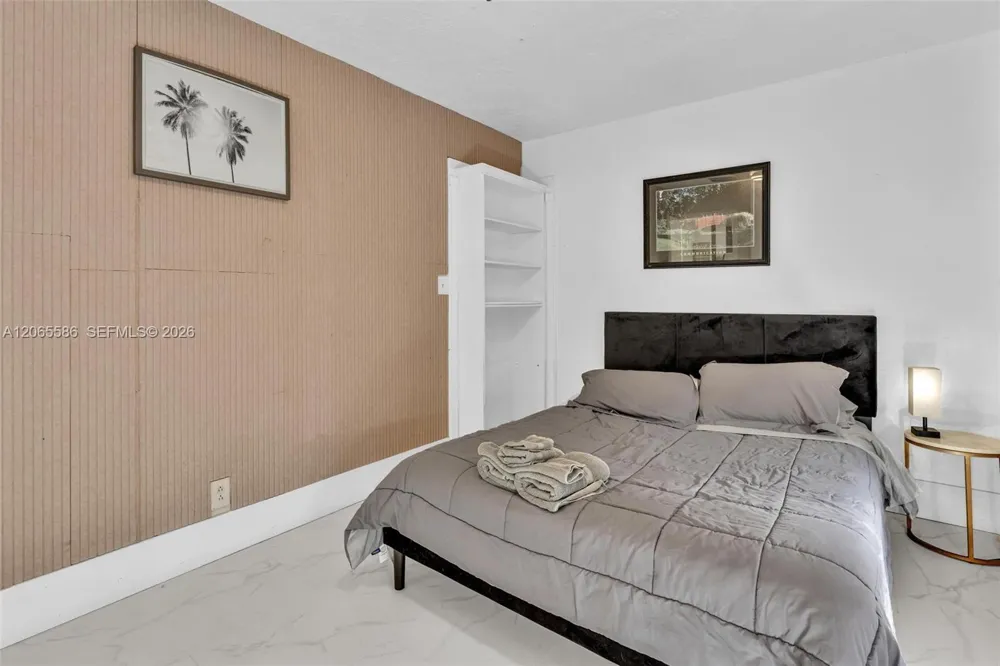 1943 Rodman St Hollywood, FL 33020