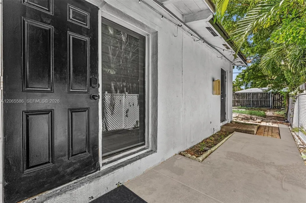 1943 Rodman St Hollywood, FL 33020