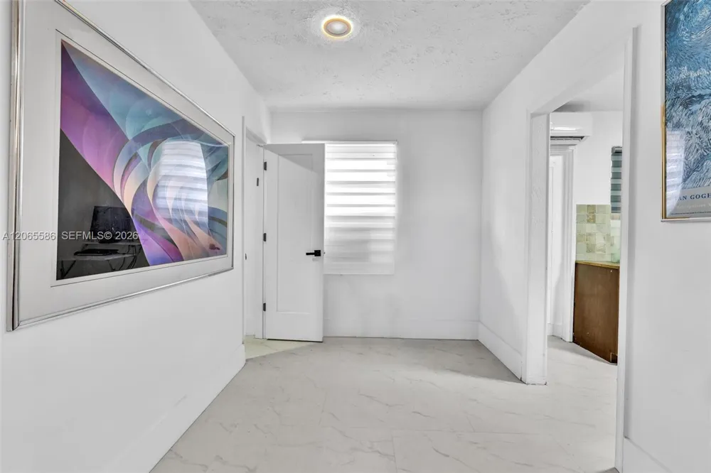 1943 Rodman St Hollywood, FL 33020