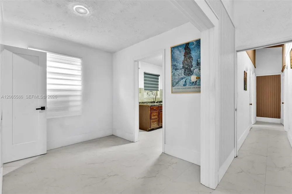 1943 Rodman St Hollywood, FL 33020