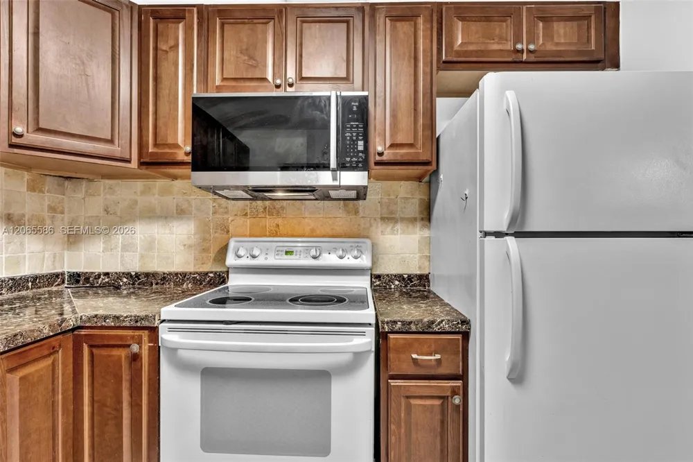 1943 Rodman St Hollywood, FL 33020