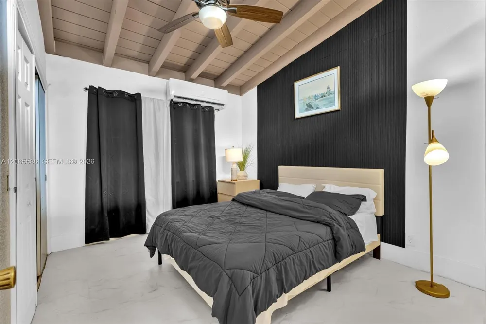 1943 Rodman St Hollywood, FL 33020
