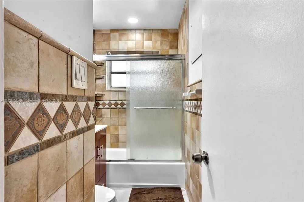 1943 Rodman St Hollywood, FL 33020