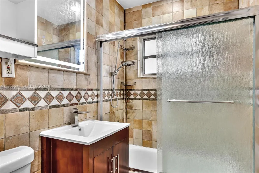 1943 Rodman St Hollywood, FL 33020