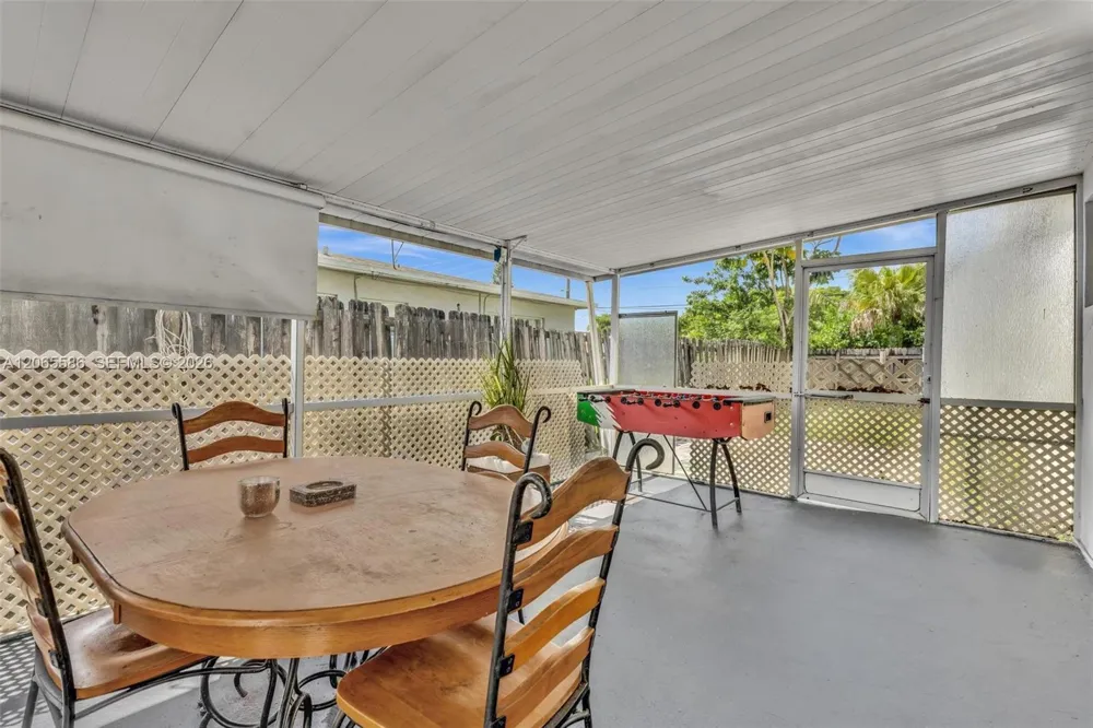 1943 Rodman St Hollywood, FL 33020