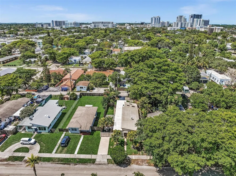 1943 Rodman St Hollywood, FL 33020