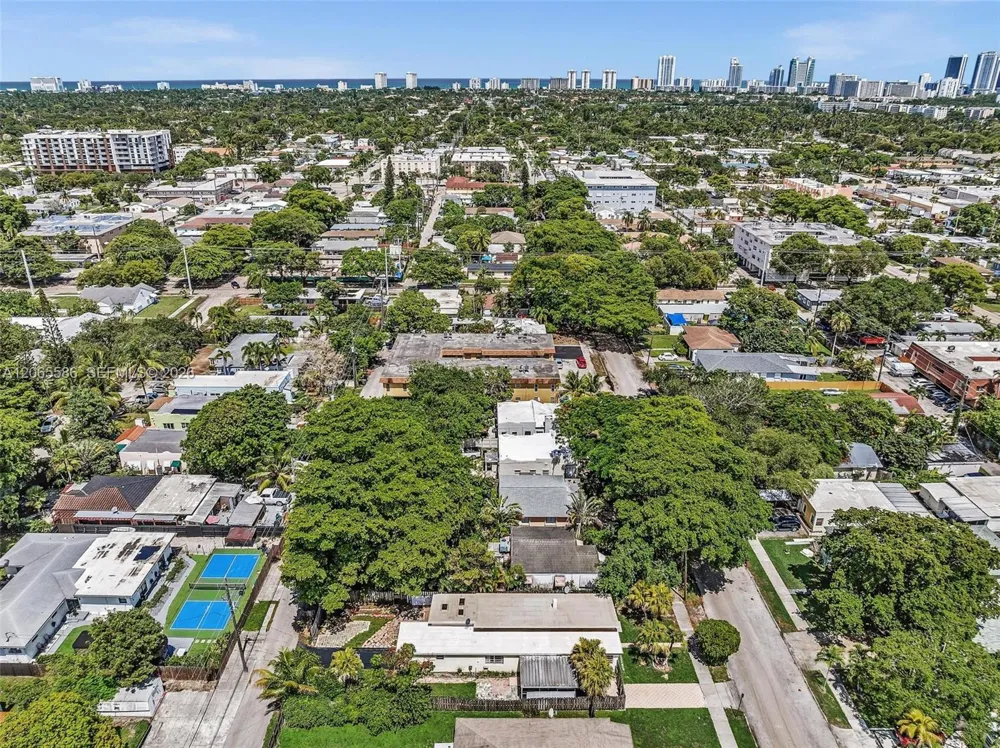 1943 Rodman St Hollywood, FL 33020