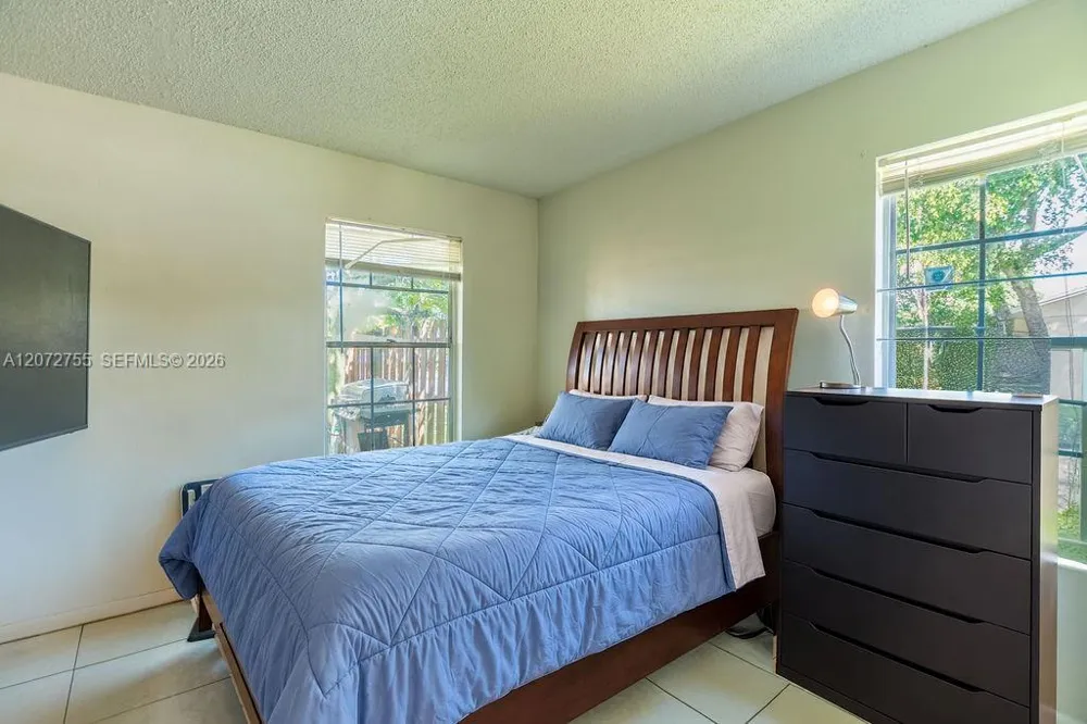 20404 NW 27th Ct Miami Gardens, FL 33056