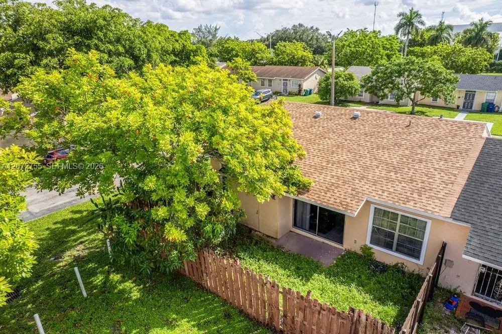 20404 NW 27th Ct Miami Gardens, FL 33056