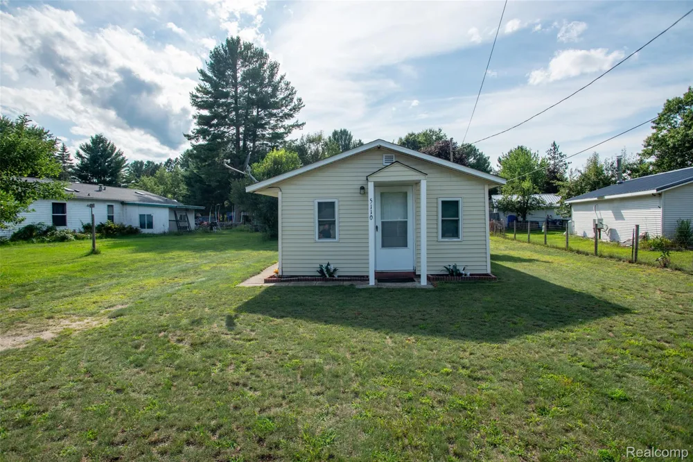 5110 Lucinda Drive Mills Township, MI 48756