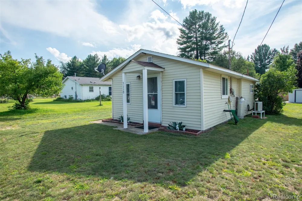 5110 Lucinda Drive Mills Township, MI 48756