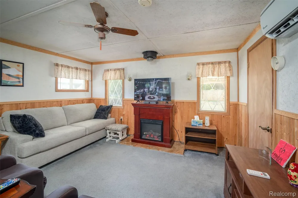 5110 Lucinda Drive Mills Township, MI 48756