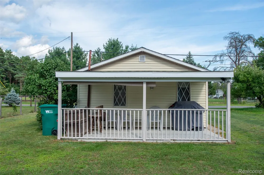 5110 Lucinda Drive Mills Township, MI 48756
