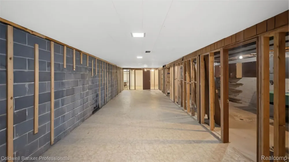 430 Spezia Drive Oxford Charter Township, MI 48371