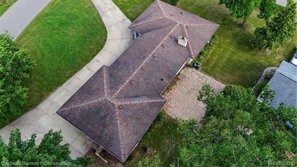 430 Spezia Drive Oxford Charter Township, MI 48371