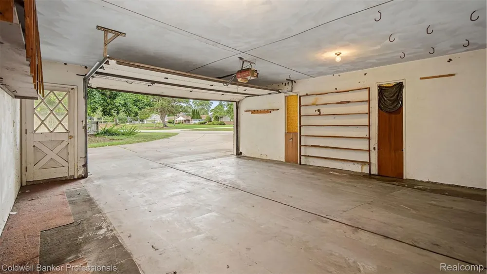 430 Spezia Drive Oxford Charter Township, MI 48371