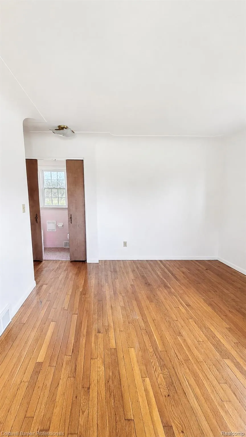 430 Spezia Drive Oxford Charter Township, MI 48371