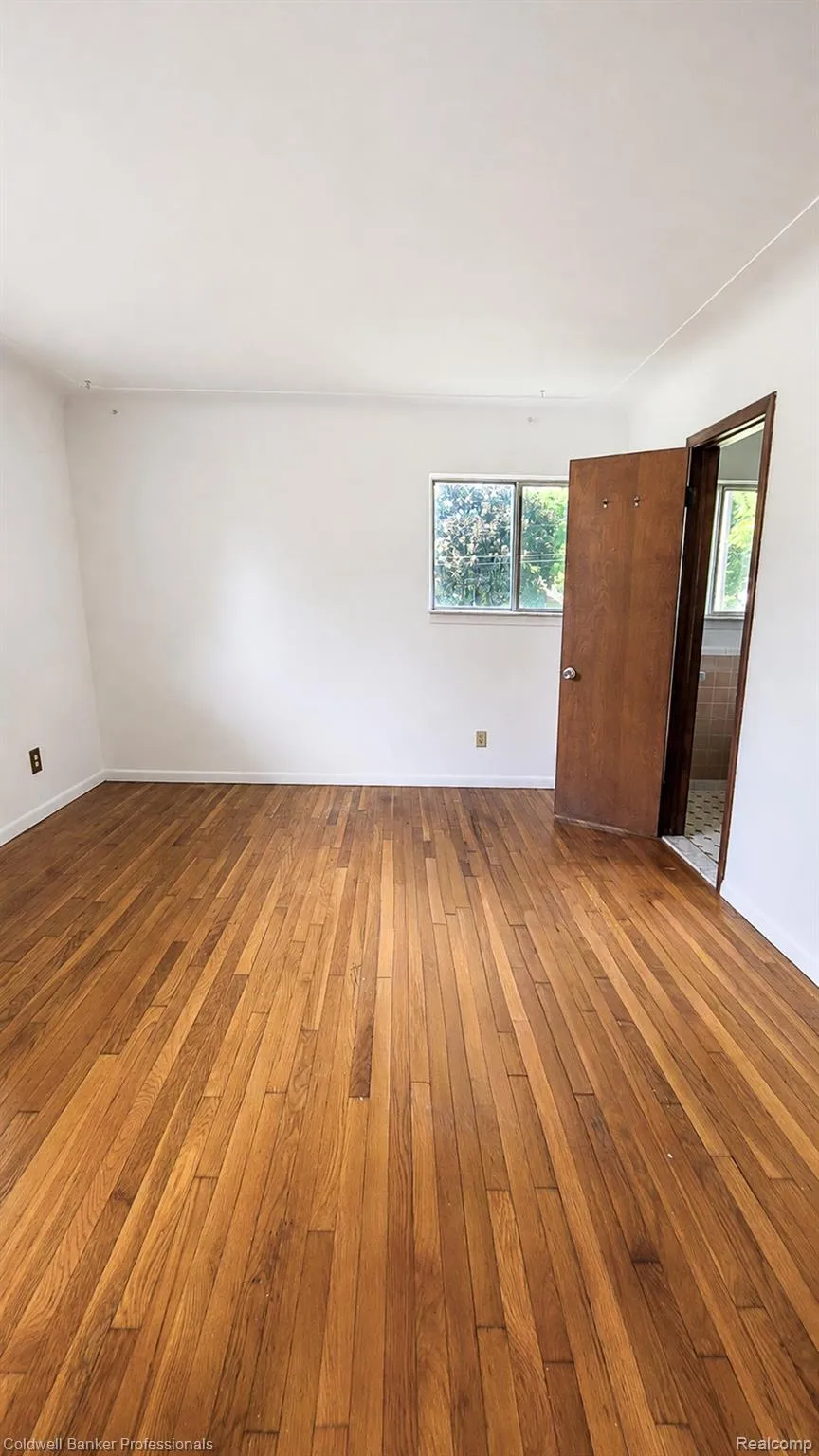 430 Spezia Drive Oxford Charter Township, MI 48371