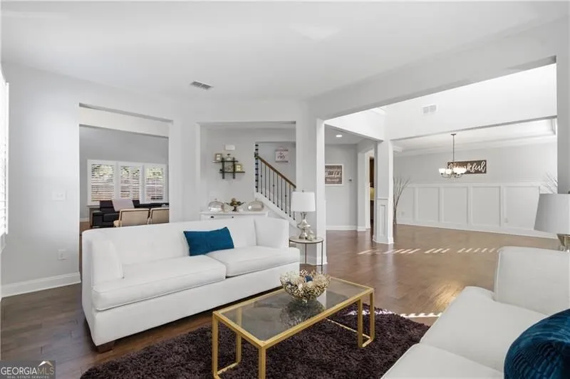 2530 Maple Ridge LN Cumming, GA 30041