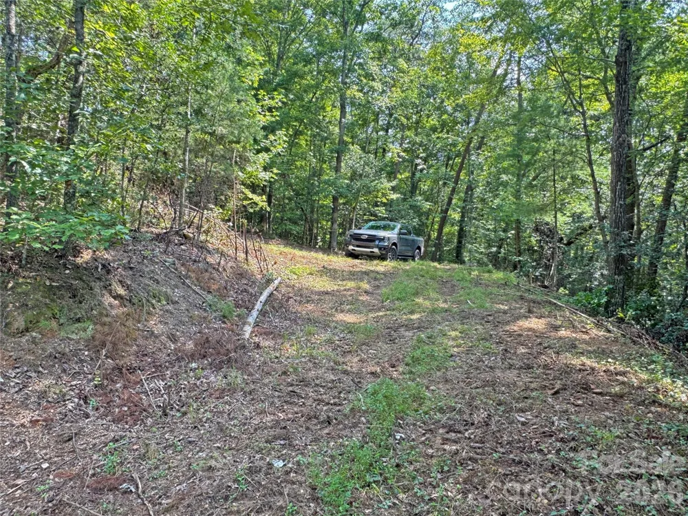6080 River Road Hot Springs, NC 28743