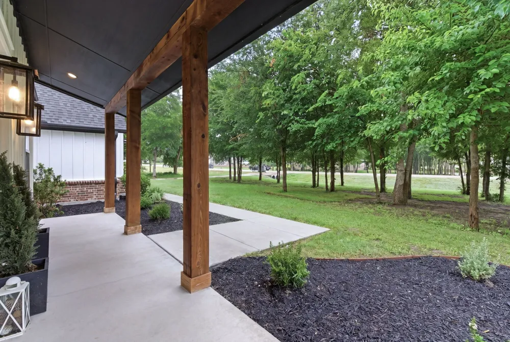 205 Deer Glade Court Azle, TX 76020