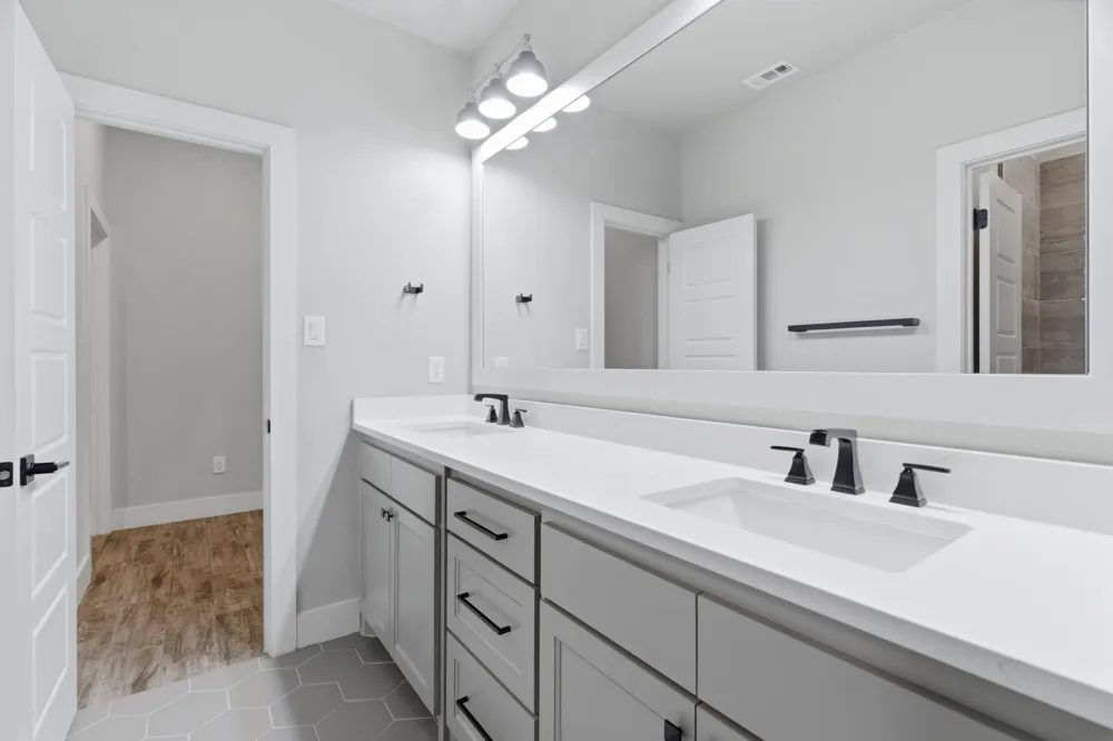 205 Deer Glade Court Azle, TX 76020