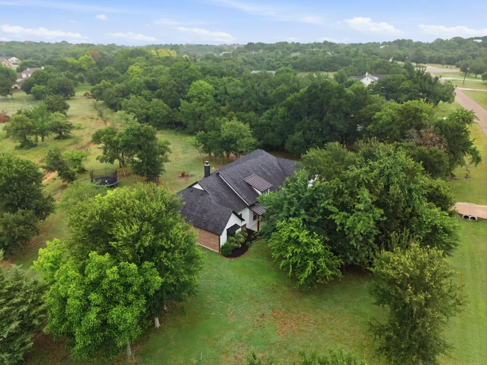 205 Deer Glade Court Azle, TX 76020
