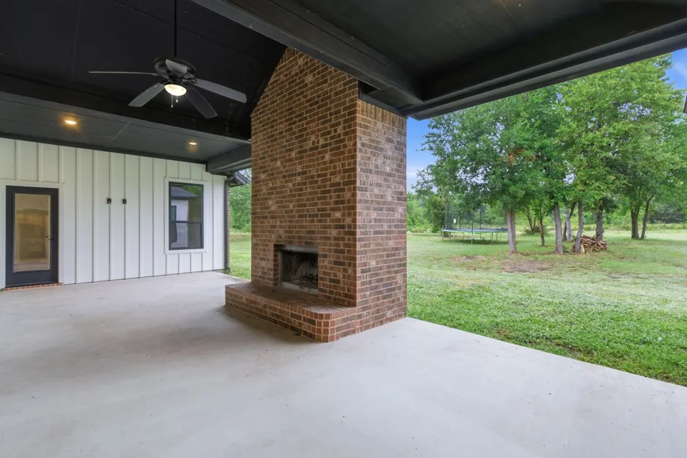 205 Deer Glade Court Azle, TX 76020