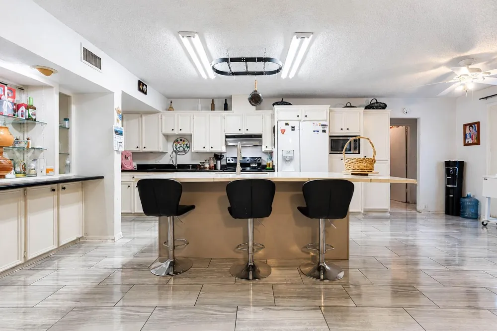 601 Westview Terrace Drive Sealy, TX 77474