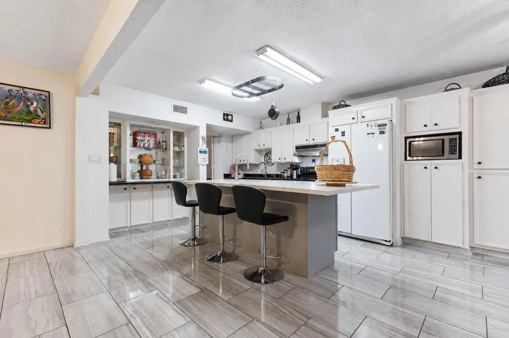 601 Westview Terrace Drive Sealy, TX 77474