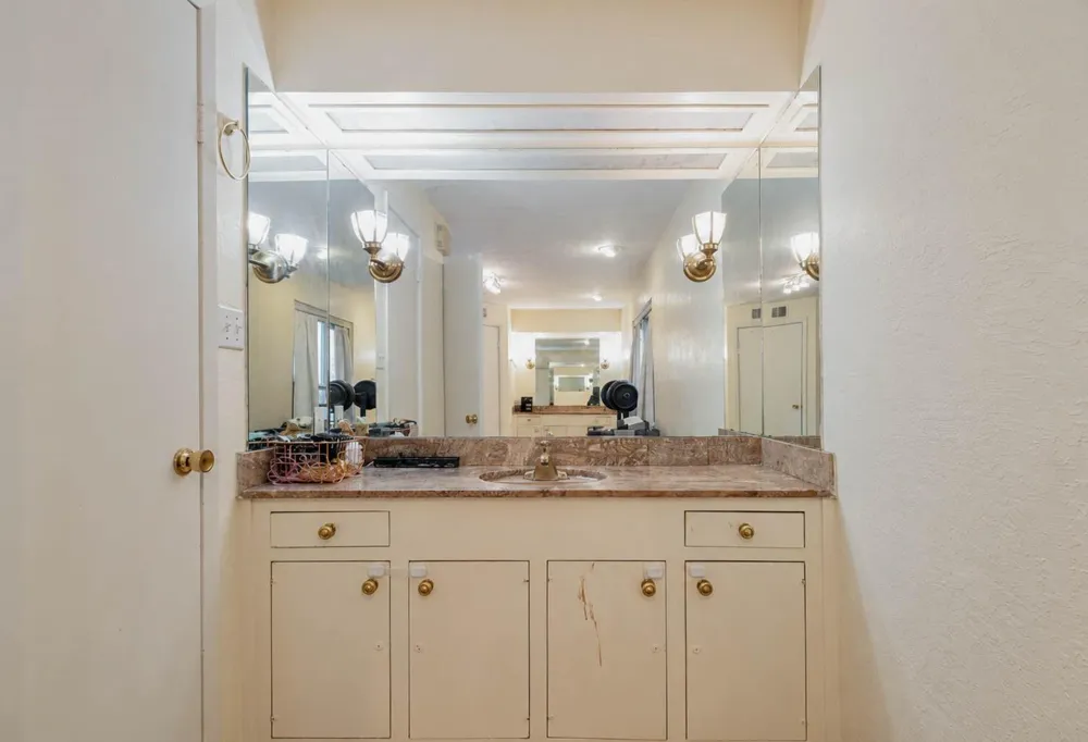 601 Westview Terrace Drive Sealy, TX 77474