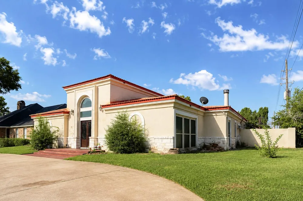 601 Westview Terrace Drive Sealy, TX 77474