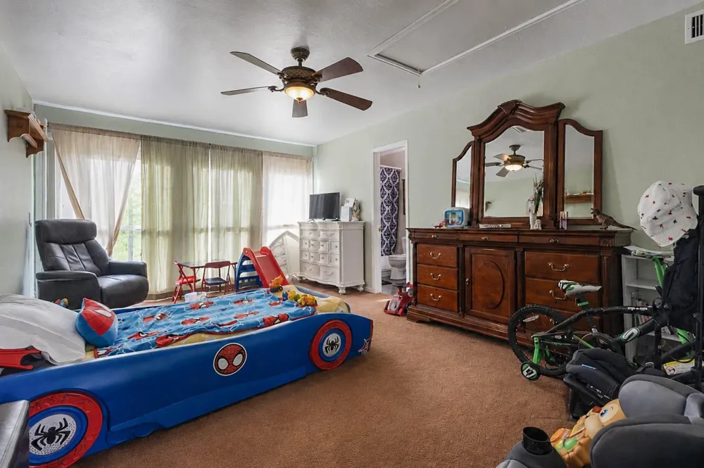 601 Westview Terrace Drive Sealy, TX 77474