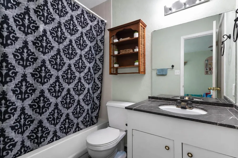 601 Westview Terrace Drive Sealy, TX 77474