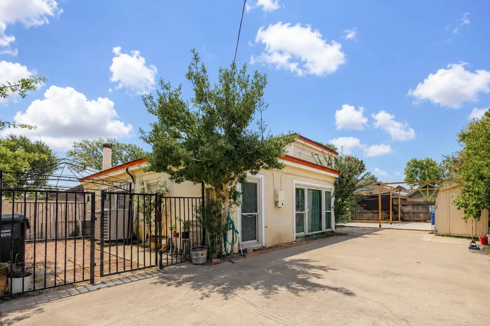601 Westview Terrace Drive Sealy, TX 77474