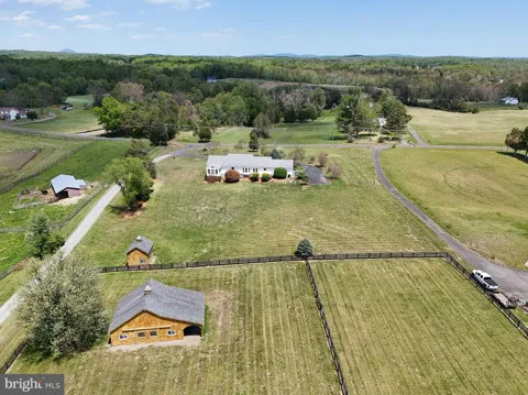 5265 BEAR HOLLOW LANE