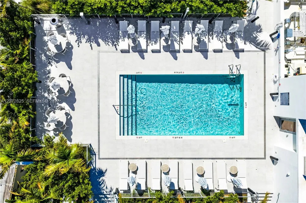 10281 W Bay Harbor Dr #201 Bay Harbor Islands, FL 33154