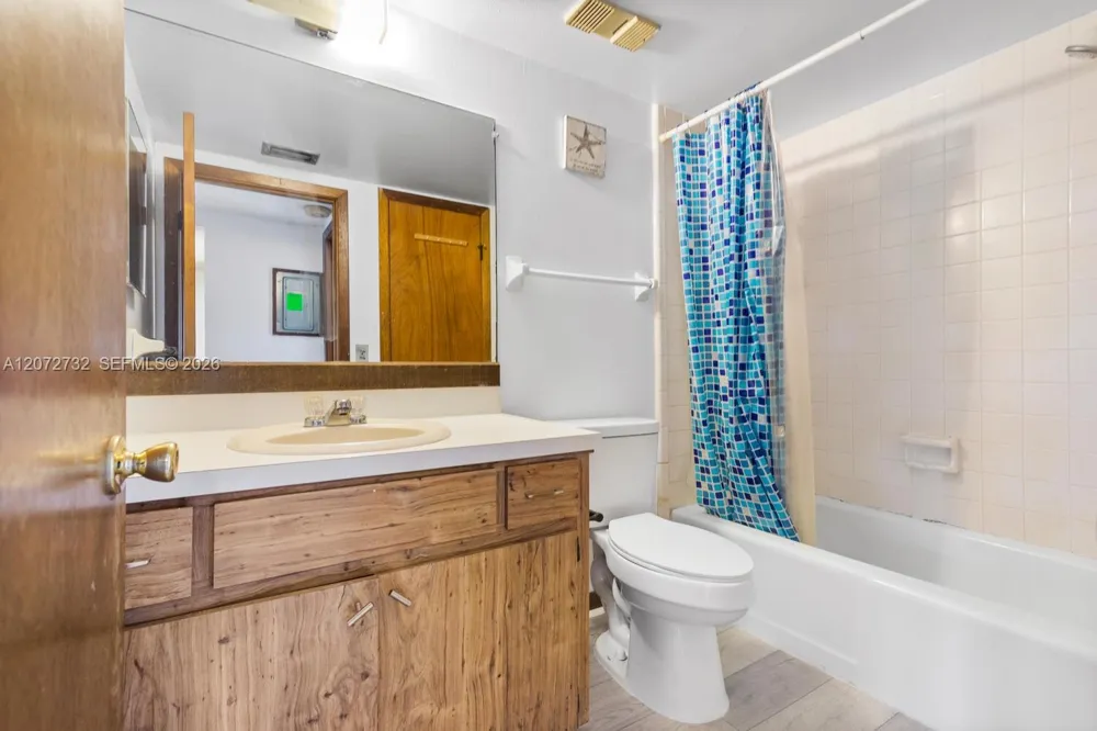 2005 Carlton Drive #5 Melbourne, FL 32935