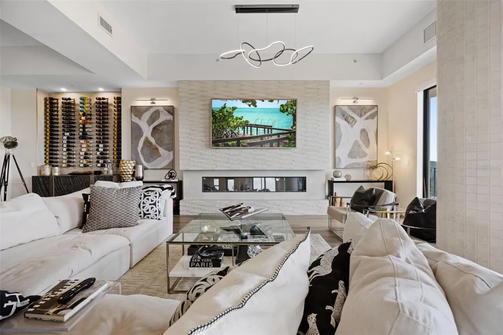 14300 RIVA DEL LAGO DRIVE #2104 Fort Myers, FL 33907