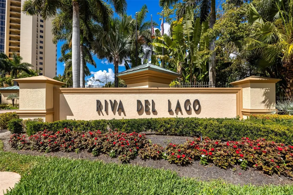 14300 RIVA DEL LAGO DRIVE #2104 Fort Myers, FL 33907