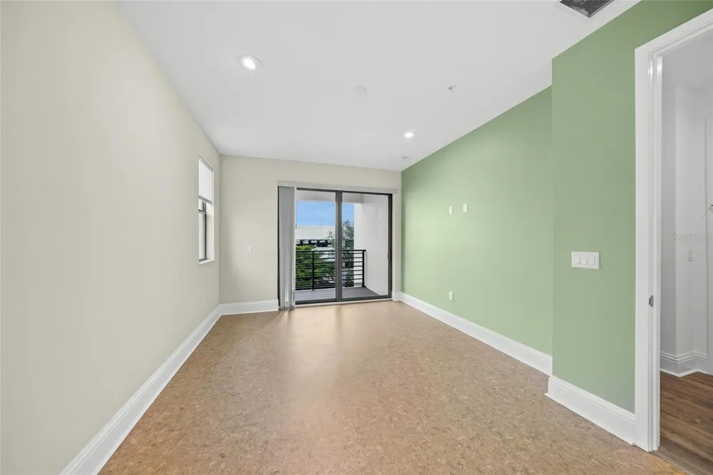 72 SCHOOL AVENUE Sarasota, FL 34237