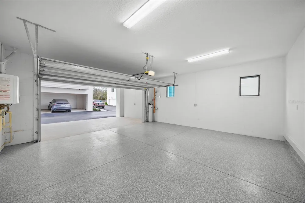 72 SCHOOL AVENUE Sarasota, FL 34237