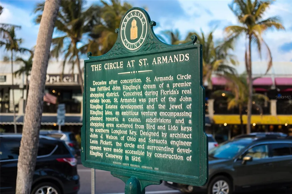 72 SCHOOL AVENUE Sarasota, FL 34237