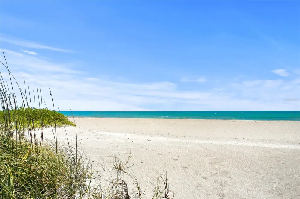 72 SCHOOL AVENUE Sarasota, FL 34237