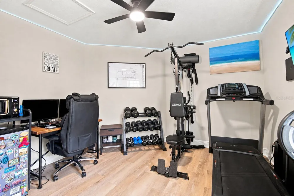 5292 NEIL DRIVE St Petersburg, FL 33714