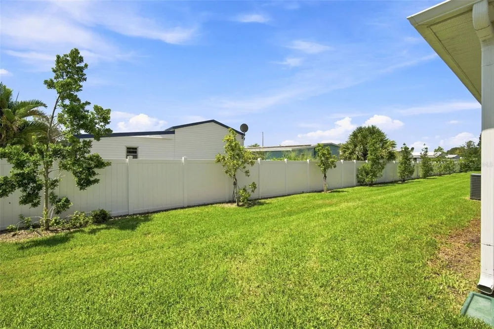 5292 NEIL DRIVE St Petersburg, FL 33714