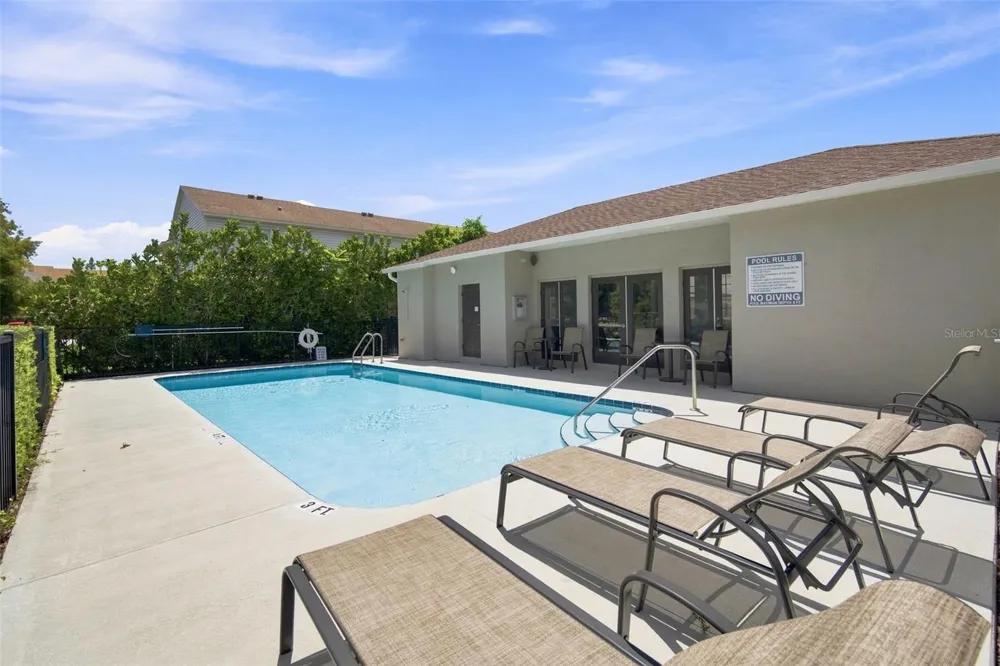 5292 NEIL DRIVE St Petersburg, FL 33714