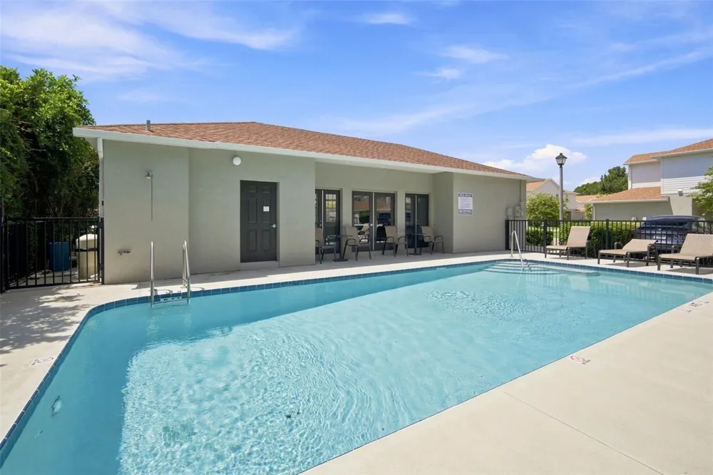 5292 NEIL DRIVE St Petersburg, FL 33714