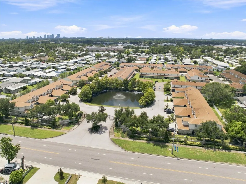 5292 NEIL DRIVE St Petersburg, FL 33714